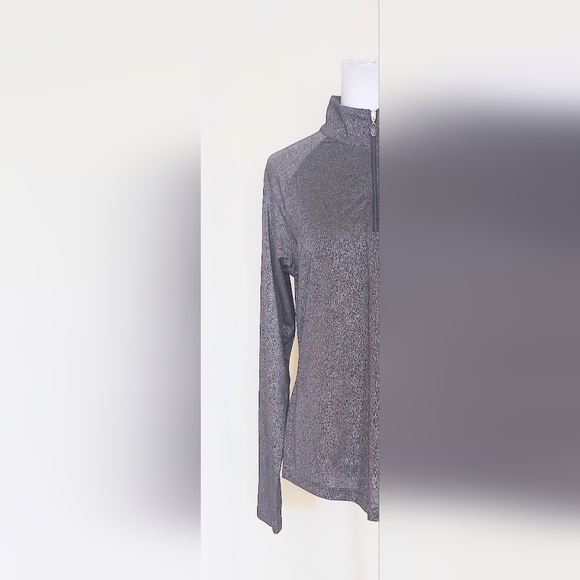 Greg Norman Womens Med 1/4 Zip Long Sleeve Pullover Golf Shirt Silver Metallic - Picture 2 of 8